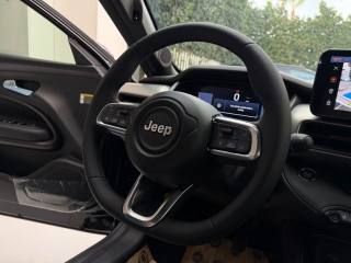 JEEP Avenger usata, con Vetri oscurati