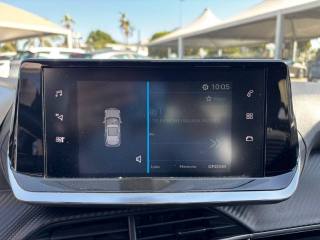 PEUGEOT 2008 usata, con Autoradio digitale