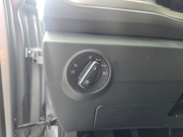 VOLKSWAGEN T-Roc usata, con Specchietto retrovisore con funzione antiabbagliamento