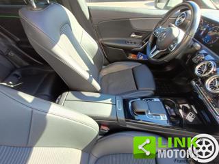 MERCEDES-BENZ CLA 200 usata, con Tettuccio apribile