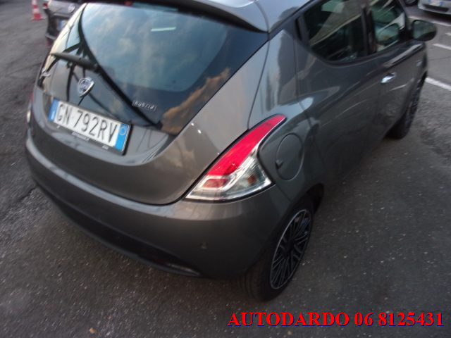 LANCIA Ypsilon usata, con Controllo trazione