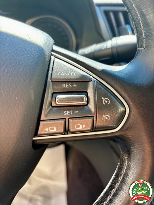 INFINITI Q50 usata, con Fari Xenon