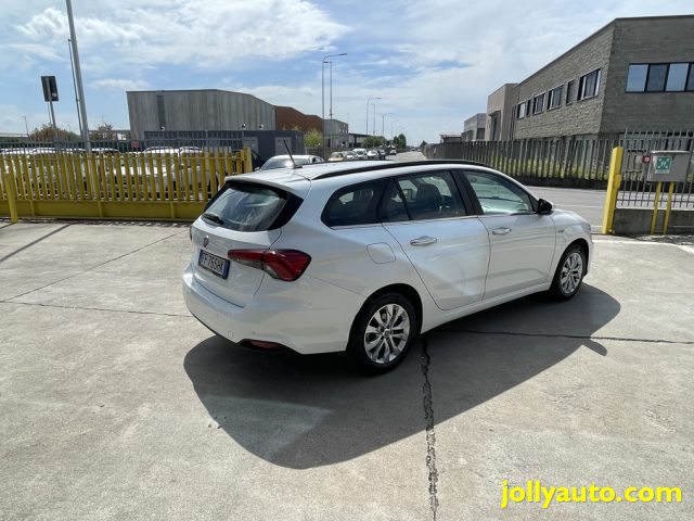 FIAT Tipo usata, con USB