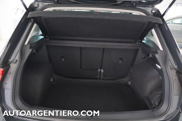 VOLKSWAGEN Tiguan usata, con Sensori di parcheggio posteriori