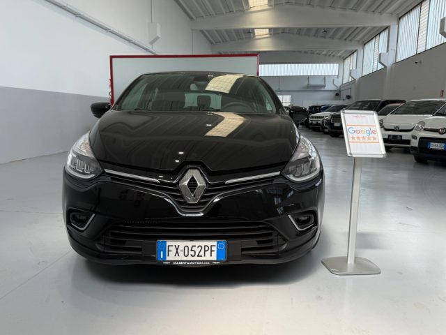 RENAULT Clio usata, con Airbag
