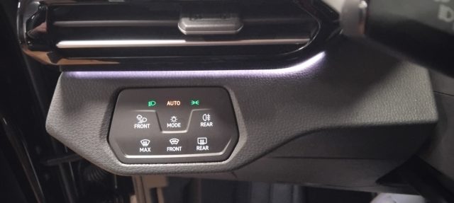 VOLKSWAGEN ID.4 usata, con Frenata d