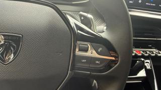 PEUGEOT 2008 usata, con Boardcomputer