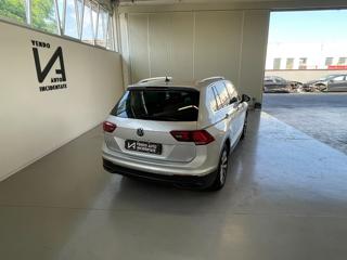 VOLKSWAGEN Tiguan usata, con Boardcomputer