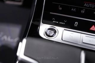 AUDI Q8 usata, con USB