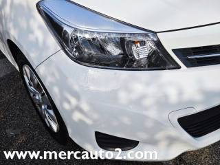 TOYOTA Yaris usata, con ESP