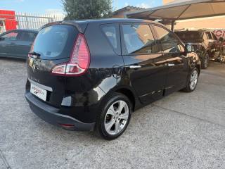 RENAULT Scenic usata, con Autoradio