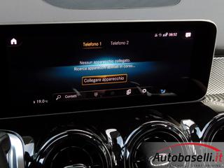MERCEDES-BENZ GLB 200 usata, con Apple CarPlay