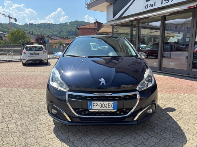 PEUGEOT 208 usata, con Airbag