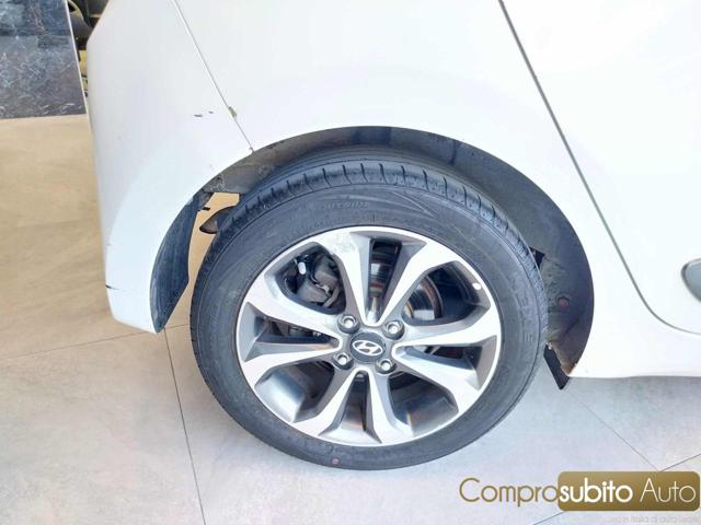 HYUNDAI i10 usata 18