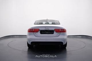 JAGUAR XE usata, con Alzacristalli elettrici