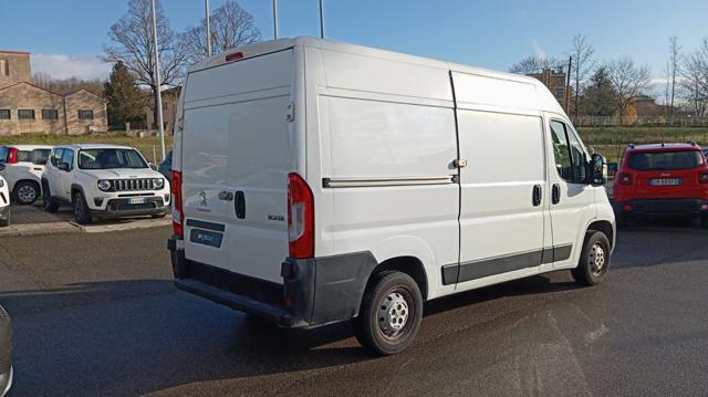 PEUGEOT Boxer usata, con Volante multifunzione