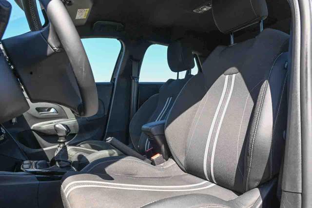 OPEL Corsa usata, con Climatizzatore