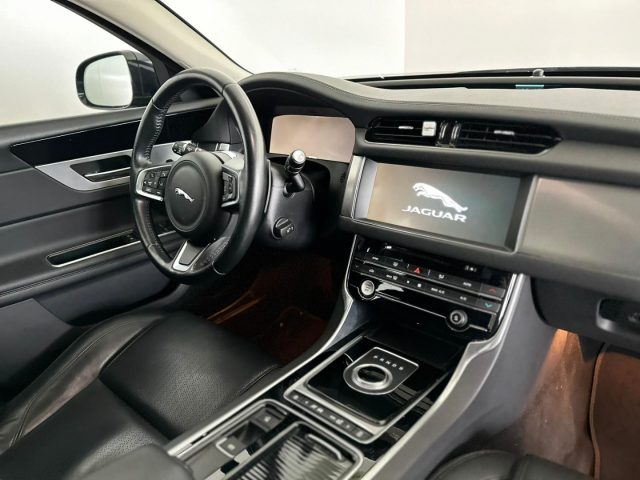 JAGUAR XF usata, con Climatizzatore