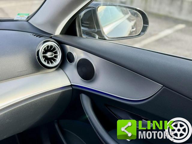 MERCEDES-BENZ E 220 usata, con Sedile posteriore sdoppiato