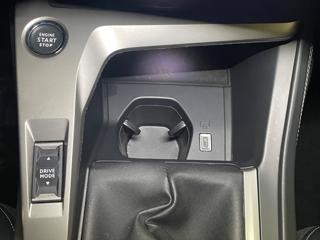 PEUGEOT 308 usata, con Sedile posteriore sdoppiato