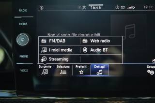 VOLKSWAGEN Taigo usata, con Isofix