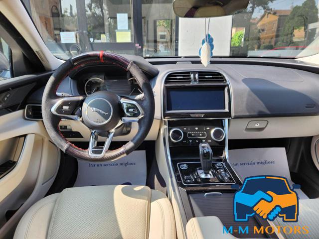 JAGUAR XE usata, con Climatizzatore