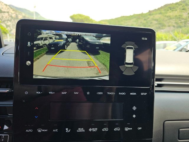 HYUNDAI Staria usata, con Sensori di parcheggio anteriori
