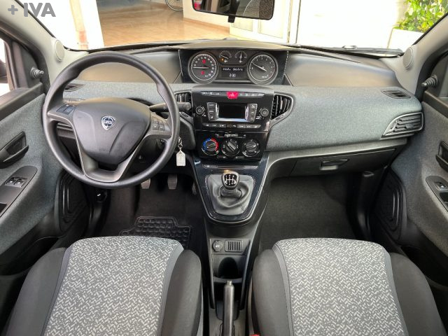 LANCIA Ypsilon usata 18