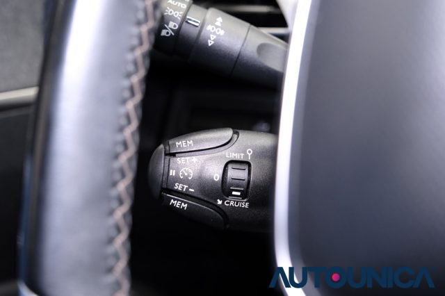 PEUGEOT 3008 usata, con Fari LED
