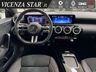 MERCEDES-BENZ A 180 usata, con Controllo automatico clima