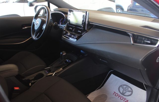 TOYOTA Corolla usata, con Fari LED