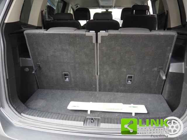 VOLKSWAGEN Touran usata 31