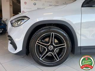 MERCEDES-BENZ GLA 200 usata, con Volante in pelle