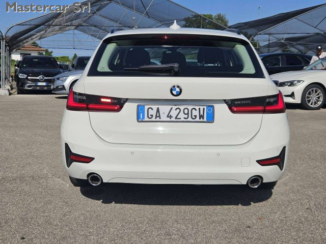 BMW 320 usata, con Autoradio