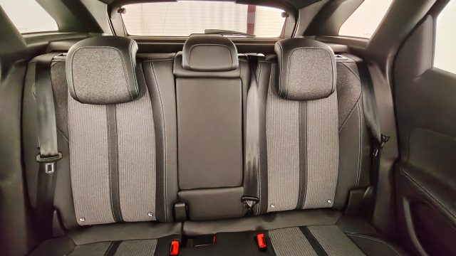 PEUGEOT 3008 usata, con Limitatore di velocità