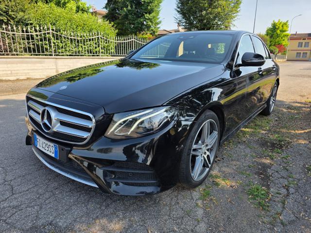 MERCEDES-BENZ E 220 usata, con Autoradio