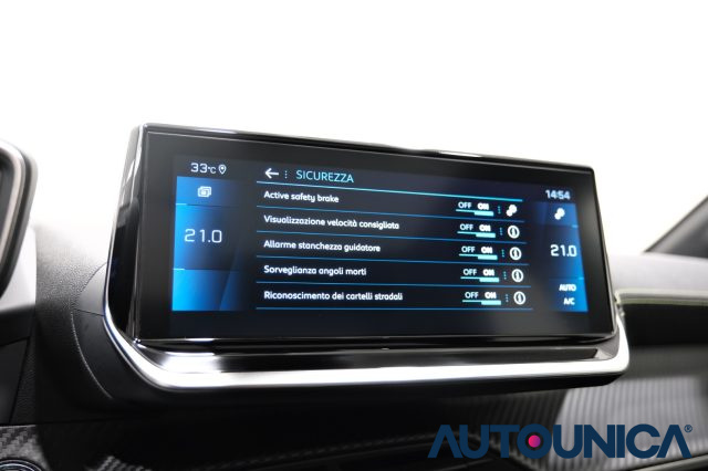 PEUGEOT 208 usata, con Specchietti laterali elettrici