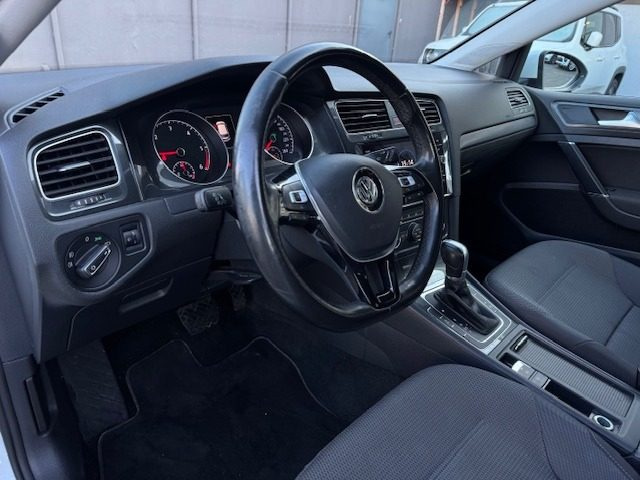 VOLKSWAGEN Golf usata, con Controllo automatico clima