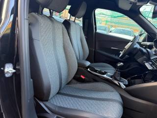 PEUGEOT 2008 usata 25