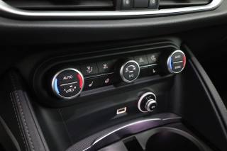 ALFA ROMEO Stelvio usata 11