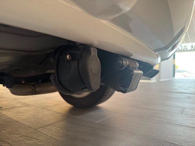 TOYOTA RAV 4 usata, con Specchietti laterali elettrici