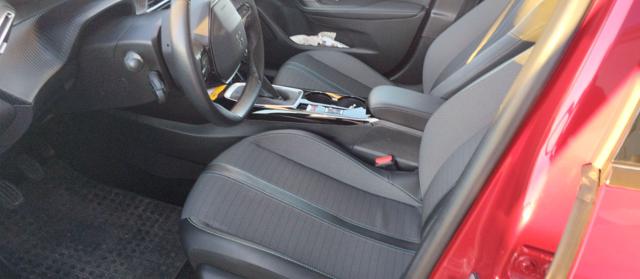 PEUGEOT 2008 usata, con Cerchi in lega