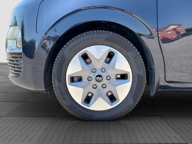 HYUNDAI Staria usata 16