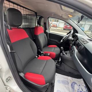 FIAT New Panda usata, con USB