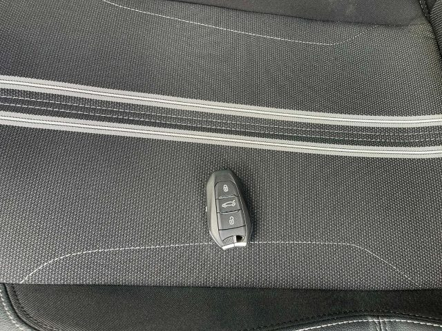 OPEL Corsa usata, con Servosterzo