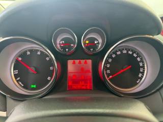 OPEL Mokka usata, con Bracciolo