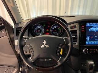 MITSUBISHI Pajero usata, con Controllo automatico clima