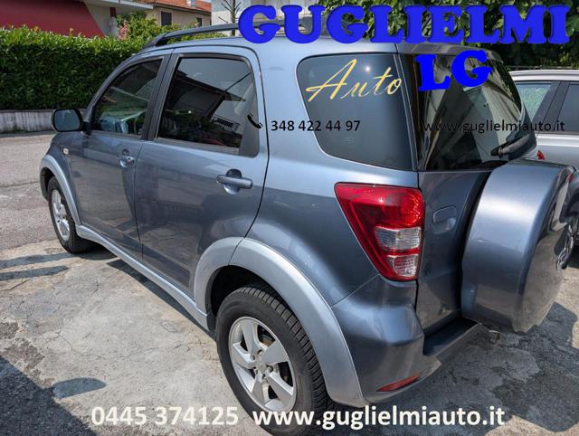 DAIHATSU Terios usata, con Autoradio