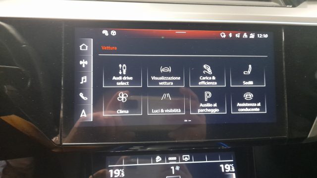 AUDI e-tron usata 34