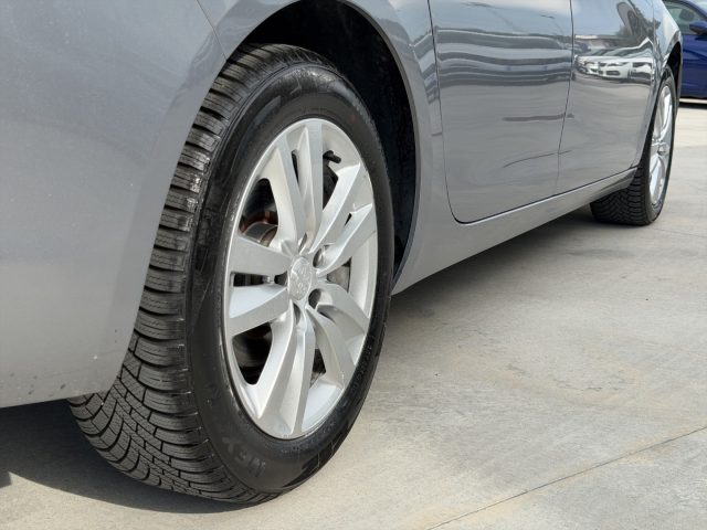 PEUGEOT 308 usata, con Airbag testa